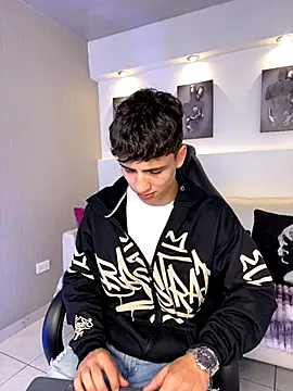 AdrianRinaldi online show from 10-01-25, 08:26