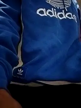 Snapshot of santiidamm chatting on 03-03-26, 07:03 santiidamm online show from 03-03-26, 07:03