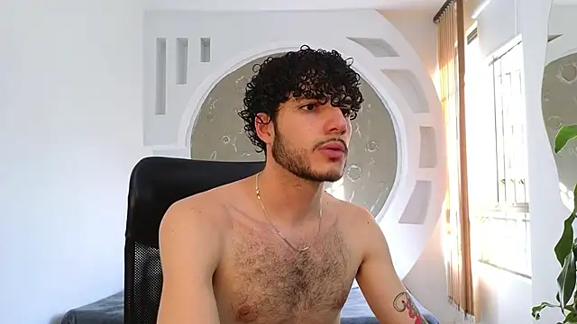 Snapshot of Rafael_Mendezz chatting on 09-13-25, 08:52 Rafael Mendezz online show from 09-13-25, 08:52