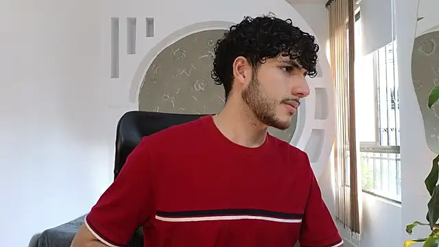 Snapshot of Rafael_Mendezz chatting on 09-14-25, 08:19 Rafael Mendezz online show from 09-14-25, 08:19