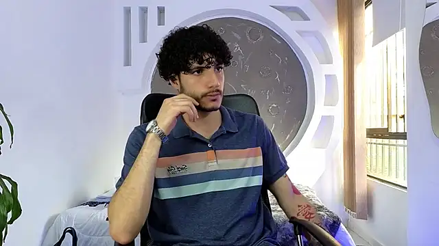 Snapshot of Rafael_Mendezz chatting on 11-26-25, 08:32 Rafael Mendezz online show from 11-26-25, 08:32