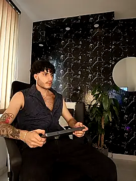 Rafael Mendezz online show from 12-19-25, 08:27