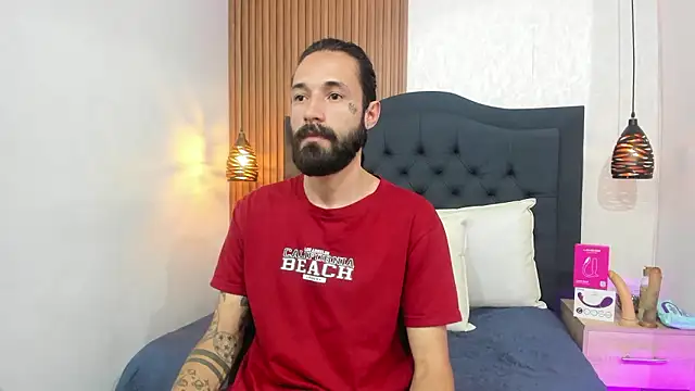 Hisoka 011 online show from 03-20-26, 07:30