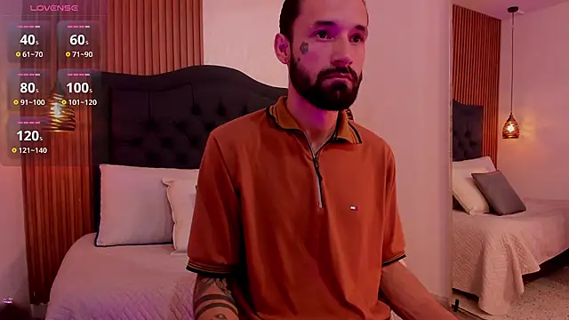 Hisoka 011 online show from 04-15-26, 07:32