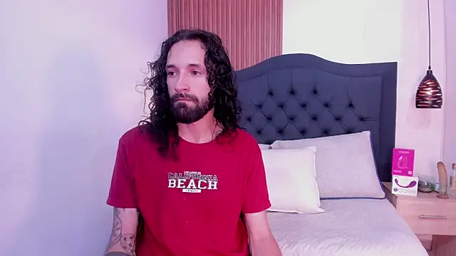 Hisoka 011 online show from 04-20-26, 07:26