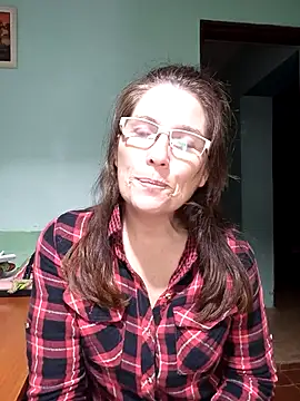 Snapshot of Merida2276 chatting on 09-25-25, 03:32 Merida2276 online show from 09-25-25, 03:32