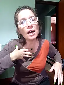 Snapshot of Merida2276 chatting on 09-29-25, 03:17 Merida2276 online show from 09-29-25, 03:17