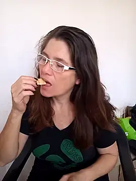 Merida2276 online show from 11-15-25, 12:02