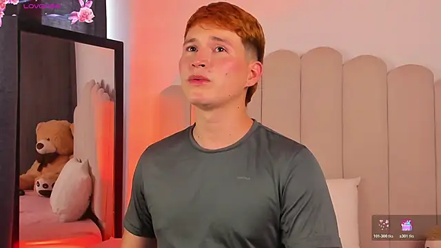 Snapshot of Eragonbooy chatting on 02-27-26, 09:04 Eragonbooy online show from 02-27-26, 09:04