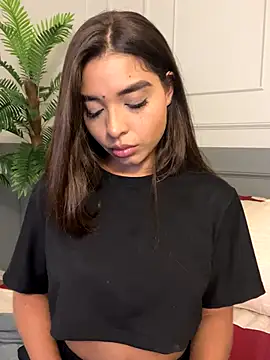 Snapshot of AnnyVega_ chatting on 10-30-25, 10:10 AnnyVega online show from 10-30-25, 10:10