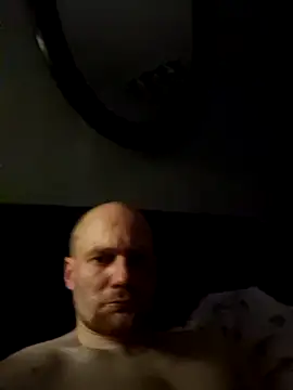 Snapshot of Spaner3300 chatting on 02-24-26, 03:04 Spaner3300 online show from 02-24-26, 03:04