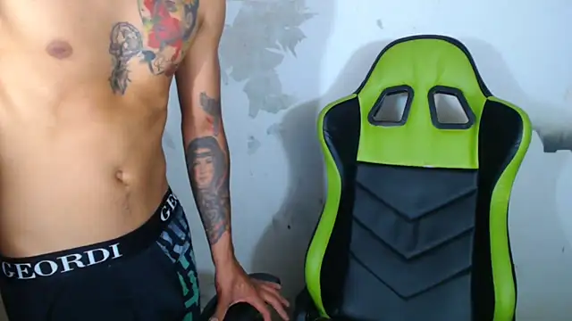 sensualduo online show from 03-06-25, 07:03