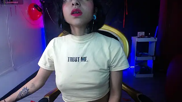 Sweettpleasure online show from 09-13-25, 12:43