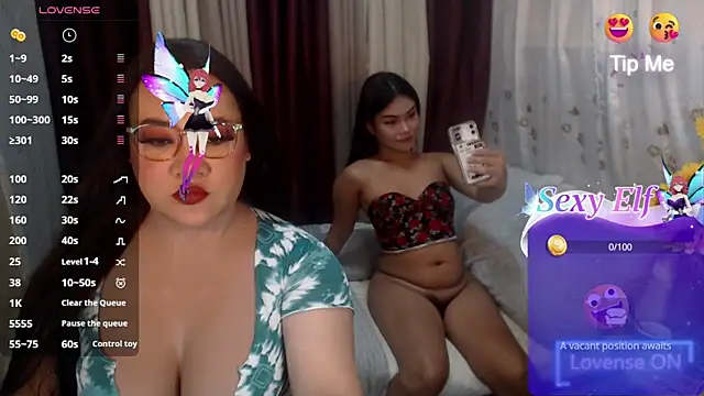 Snapshot of Hotcum_ella chatting on 02-03-26, 05:38 Hotcum ella online show from 02-03-26, 05:38