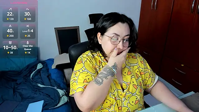 Snapshot of moira_smiler chatting on 08-02-26, 01:48 moira smiler online show from 08-02-26, 01:48