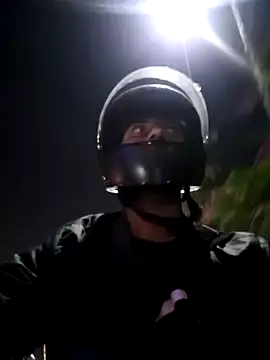 Snapshot of YoursThickDick chatting on 12-03-25, 04:16 YoursThickDick online show from 12-03-25, 04:16