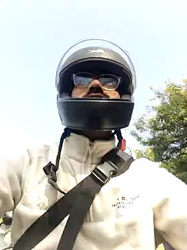 Snapshot of YoursThickDick chatting on 12-04-25, 06:01 YoursThickDick online show from 12-04-25, 06:01