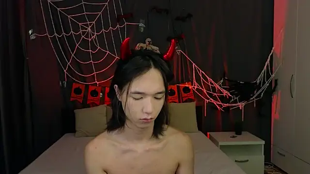 Snapshot of okerriella chatting on 10-26-25, 05:30 okerriella online show from 10-26-25, 05:30