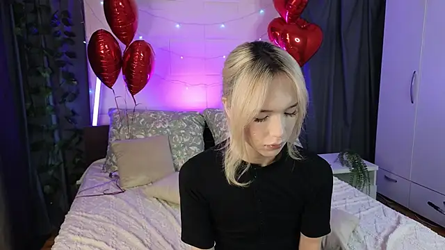 Snapshot of okerriella chatting on 02-15-26, 07:51 okerriella online show from 02-15-26, 07:51