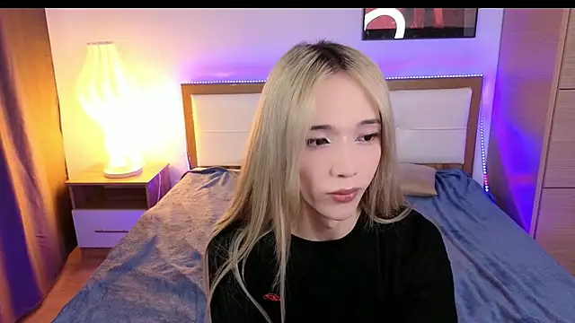 Snapshot of okerriella chatting on 07-15-26, 01:49 okerriella online show from 07-15-26, 01:49