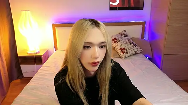 Snapshot of okerriella chatting on 07-18-26, 06:01 okerriella online show from 07-18-26, 06:01
