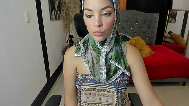 Snapshot of SofiaRivera1 chatting on 09-19-25, 08:42 SofiaRivera1 online show from 09-19-25, 08:42