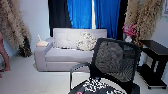 SofiaRivera1 online show from 06-14-26, 04:42