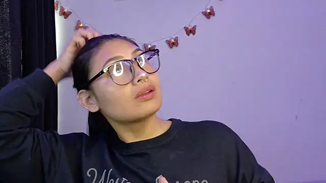 Linda andrew online show from 04-06-26, 04:30