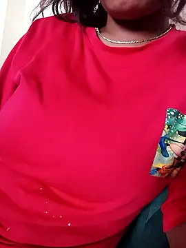 Snapshot of kissujaan chatting on 10-11-25, 06:56 kissujaan online show from 10-11-25, 06:56