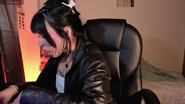 GaiaJoness online show from 02-14-26, 04:31