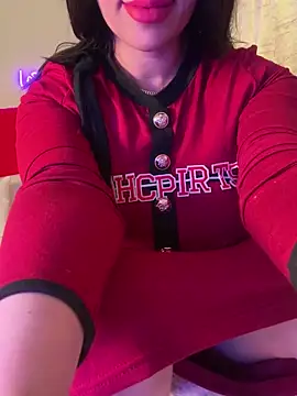 Snapshot of OnlyRima chatting on 04-19-26, 10:03 OnlyRima online show from 04-19-26, 10:03