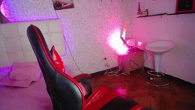 manelike  online show from 10-10-25, 07:24