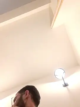 Snapshot of lolo7121 chatting on 01-08-26, 01:13 lolo7121 online show from 01-08-26, 01:13