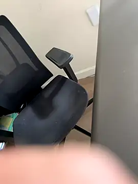 Snapshot of jimmy94595 chatting on 09-09-25, 04:17 jimmy94595 online show from 09-09-25, 04:17