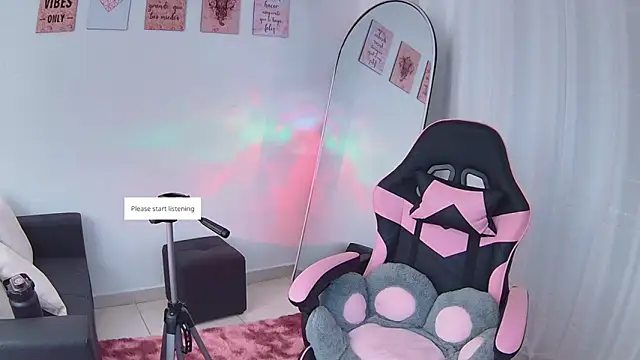 penelope hearth08 online show from 11-10-25, 06:07