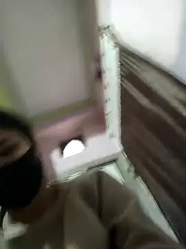 Snapshot of sanu_07 chatting on 02-07-26, 05:00 sanu 07 online show from 02-07-26, 05:00