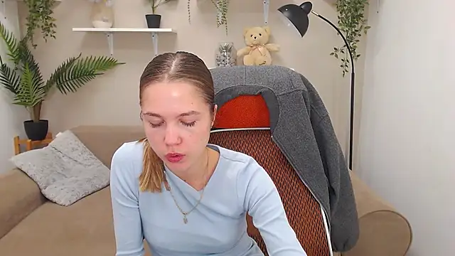 Spicy Lexi online show from 10-10-25, 06:45