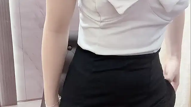 Shenlly online show from 03-23-26, 01:20