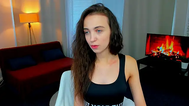 EllaSteele online show from 10-07-25, 01:30