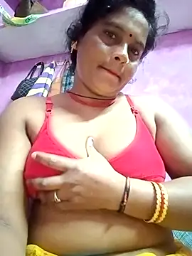 Snapshot of Hot_komal1 chatting on 09-11-25, 09:48 Hot komal1 online show from 09-11-25, 09:48