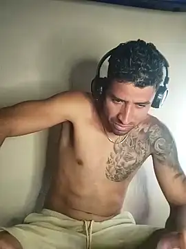 Alexsexygamer online show from 11-09-25, 06:17