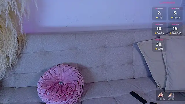 Sofia Stanley online show from 03-06-26, 01:07