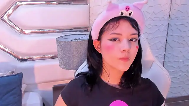 TatiLee online show from 11-07-25, 11:16