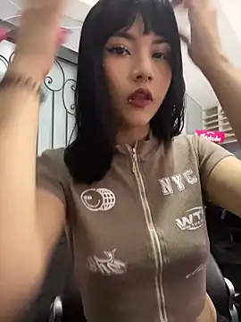 TatiLee online show from 04-06-26, 02:29