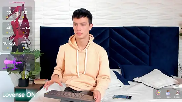 Snapshot of nicktorn chatting on 09-26-25, 12:09 nicktorn online show from 09-26-25, 12:09