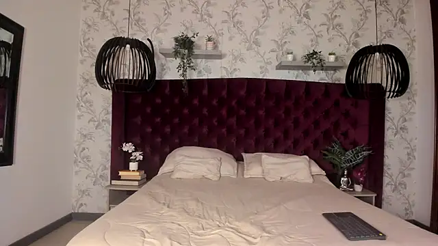 Snapshot of nicktorn chatting on 10-02-25, 12:34 nicktorn online show from 10-02-25, 12:34