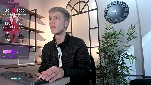 Snapshot of nicktorn chatting on 10-13-25, 12:16 nicktorn online show from 10-13-25, 12:16