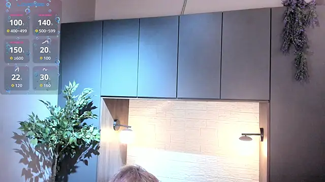 Snapshot of nicktorn chatting on 10-14-25, 11:55 nicktorn online show from 10-14-25, 11:55