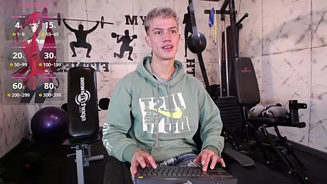 Snapshot of nicktorn chatting on 10-29-25, 01:35 nicktorn online show from 10-29-25, 01:35