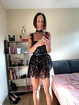 Snapshot of spycyfanny chatting on 11-20-25, 09:09 spycyfanny online show from 11-20-25, 09:09